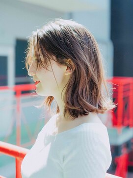 アマリス(Amaris) 外ハネロブ20代/30代/40代/50代/庭瀬