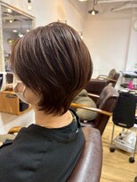 ルーチェ(Luce)&nbsp;前下がりショートボブ/ひし形シルエット/ナチュラルブラウン