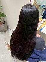 ファムバイアヴァンス(Femme by AVANCE.) 暗めカラーシルキーストレート×ブルーブラック
