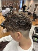 ローフェード×パーマ×ハイライト