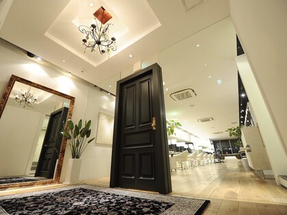 クレオヘア インターナショナル 八丁堀店の写真