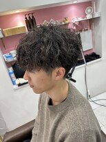 ザトエル 栄(THE TOEL) 束感と立体感がキマる!シャドウパーマ×清潔感マッシュ