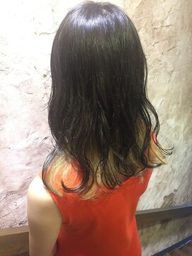 マギーヘア(magiy hair) アレンジが楽しいインナーカラー