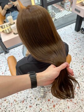 ボタン シブヤ(VOTAN SHIBUYA) 韓国ヘア/艶感カラー/グレージュカラー/透け感カラー/渋谷