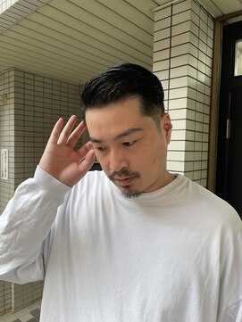 ウェルネス(Wellness) ハイライト波巻きマッシュアップバング束感ショート98