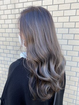 エハプラスマウナ(Eha+MAUNA) ［ハイライトで作る］透明感カラー　[30代40代50代女性]