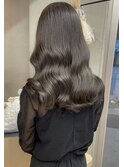 赤みなしオリーブグレージュ艶カラー＊くびれヘア