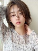 長めショートの小顔ヘア★ベージュカラー30代