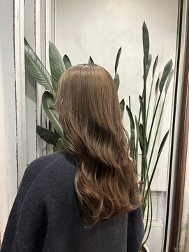 アン(Hair make un) 【ダブルカラー】ミルクティーベージュ