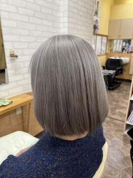 ビューティサロン ドルチェ シルバーボブ