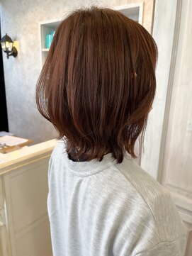 キャアリー(Caary) 福山市美容師求人スタッフ募集中オレンジブラウンくびれミディ