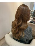 ベージュ