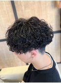 刈り上げツーブロック波巻きスパイラルパーマメンズマッシュ