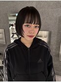 ミニボブ　黒髪ボブ　顎ラインボブ　切りっぱなしボブ　ボブ