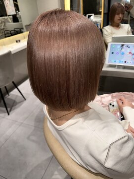 ロンドルピナス 小倉(Lond Lupinus) ブルーブラック/ワイドバング/美髪のススメ/外ハネボブ/北九州