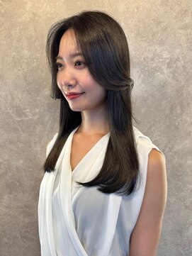 キイ ギンザ(k.e.y GINZA) 前髪レイヤー