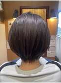 ショートボブ