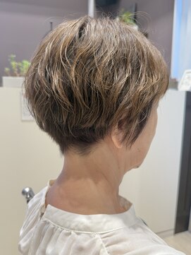 ワイボンドヘアー(Y bond hair) 似合わせカット40代50代60代ショートボブくびれレイヤーボブ