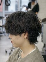 オーバル ジングウマエ(OVARL jingumae)&nbsp;縦落ちパーマシャドウパーマサーフカールフェザーパーマ