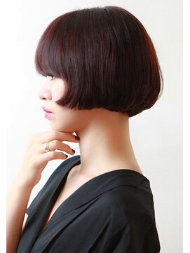 レンジシキチジョウジ (RENJISHI KICHIJOJI) タイトモードボブ　横顔【RENJISHI KICHIJOJI 】