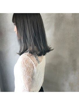 ミント(mint) 暗髪グレーで赤み除去!