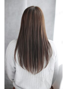 シュシュット(chouchoute) 吉祥寺3分/スリークボブローライトデザインカラー厚めバング/024