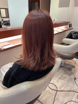 マーリャヘアー(mallia hair) くびれ外ハネミディアム