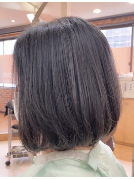 カットハウス はさみの部屋 ショートボブ/レイヤー/内巻き/ワンカール/サイドパート