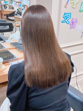 アネーロバイエーケー(ANHELO by AK) ブリーチ毛も艶髪に。髪質改善縮毛矯正