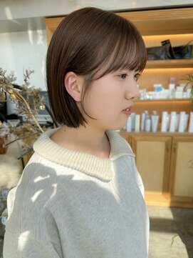 ユラギフロムユイマァル 水島店(YURAGI from YUIMARL) 切りっぱなしボブ×グレージュカラー