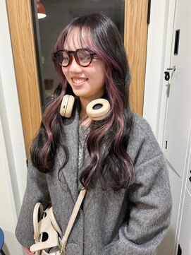 ユイル(Uil) 小顔前髪顔周りレイヤー×インナーカラー デザインカラー