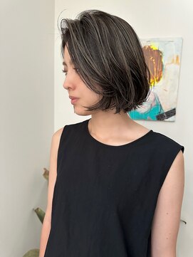 モノクロ(MONOCHRO) 大人/20代/30代/切りっぱなしボブ/ボブ/ ハイライト/ベージュ