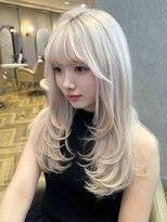 小顔レイヤーネビージュ