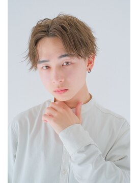 ヘアサロン ガリカ 表参道(hair salon Gallica) センターパート束感ショート