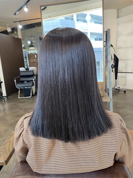 ロンド(RONND) 柔らかツヤ感ショコラグレージュ