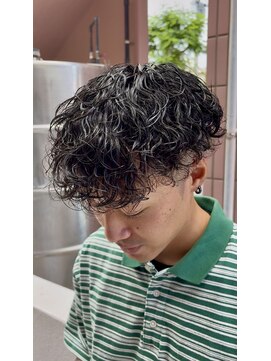 ヘアーサファリ(Hair Safari) 波巻きパーマ