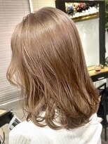 アルカナ 原宿表参道(ARCANA)&nbsp;ハイトーン ダブルカラー ブリーチ レイヤーカット 原宿 表参道