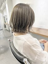 オウル(Owll) *肩上ミニレイヤーボブ透明感赤み消しくすみカラー*