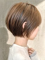 ウィールール 栄町店(WE RULE)&nbsp;レイヤーショートボブ小顔外ハネスタイルグレージュ