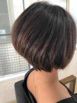 アンフィシュピトロワ(AnFye spi tlow)&nbsp;［AnFye］首元美人ショートボブヘア