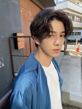 アットラブ バイ ベル(at'LAV by Belle) ナチュラルにアンニュイに、簡単に決まるセンターパート