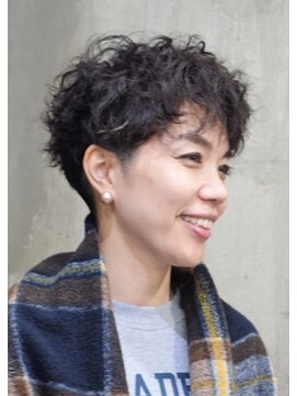 ココロコ(COCO LOCO) ツイストスパイラルパーマ　ツーブロック