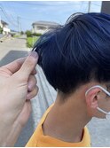 ネイビーカラー