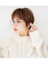 ヘアセラヴィ 雨ヶ谷(hair C'est La Vie) ナチュラル丸みショート
