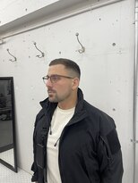 ウェルネス(Wellness)&nbsp;ミドルフェード、スキンフェード、フェード、フェザーアップ