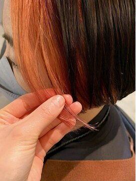 メイカ(MEIKA) 【 オレンジ フェイスフレーミング × ショート 】浅野美紀