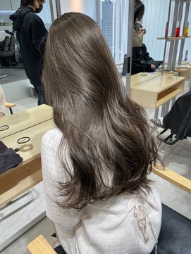 サイ(sai) オリーブグレージュ