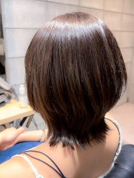 アルコ 三軒茶屋(alco) トレンドスタイル　ミディアムウルフ