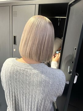 ロイス 渋谷(ROIS) ボブルフ/ネビージュ/小顔/ワンレン/スモーキーアッシュ[渋谷駅]