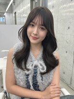 フォンズ(FONS)&nbsp;透明感グレージュカラー/くびれヘア/顔周りカット/ダークカラー